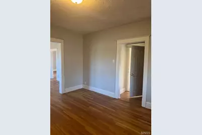 6751 Crest Avenue, University City, MO 63130 - Photo 11