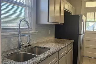 6751 Crest Ave, University City, MO 63130 - Photo 9