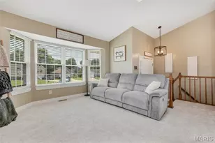 22 Aspen Pointe Dr, Saint Peters, MO 63376 - Photo 5