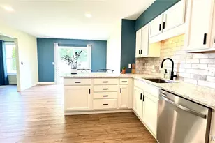 1442 Shelby Point Dr, O'Fallon, MO 63366 - Photo 5