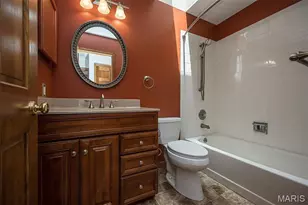 16740 N Fork Ridge Dr, Florissant, MO 63034 - Photo 25