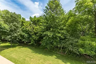932 Cleta Dr, Ballwin, MO 63021 - Photo 25