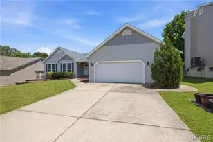 831 Glencorse Dr, Saint Peters, MO 63304 - Photo 3