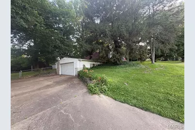 1214 Thatcher Avenue, Dellwood, MO 63135 - Photo 5