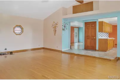 4 Hazelwood Lane, Hazelwood, MO 63042 - Photo 9