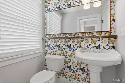 10 Hanley Downs, Saint Louis, MO 63117 - Photo 23