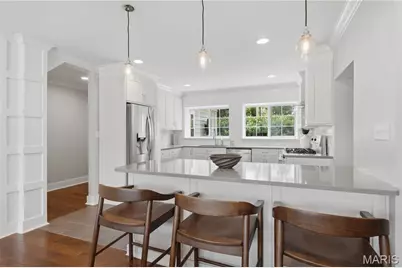 10 Hanley Downs, Saint Louis, MO 63117 - Photo 7
