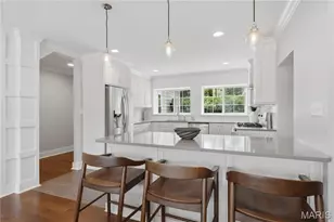 10 Hanley Downs, Saint Louis, MO 63117 - Photo 7