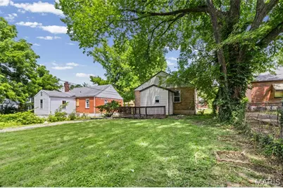 305 Newell Drive, Ferguson, MO 63135 - Photo 13
