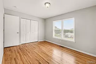 1555 Ville Gloria Ln, Hazelwood, MO 63042 - Photo 5