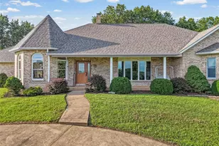 1301 Hillside Estates Dr, Pevely, MO 63070 - Photo 3
