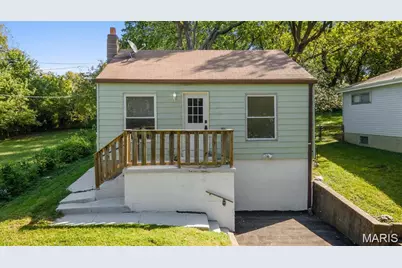 6166 Emerald Avenue, Ferguson, MO 63135 - Photo 1