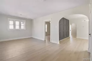 7104 Tulane Ave, University City, MO 63130 - Photo 9