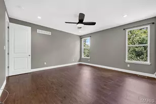 401 Hamlet Ct, O'Fallon, MO 63367 - Photo 9
