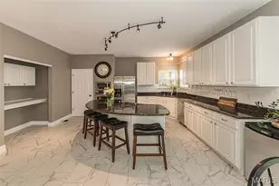 733 Castle Ridge Dr, Ballwin, MO 63021 - Photo 25