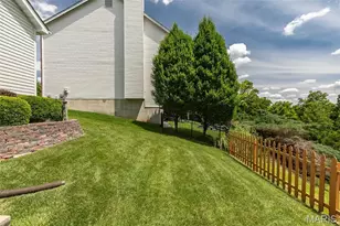 733 Castle Ridge Dr, Ballwin, MO 63021 - Photo 55