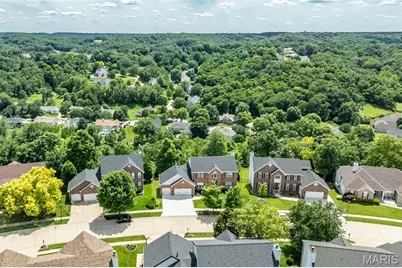 733 Castle Ridge Drive, Ballwin, MO 63021 - Photo 59