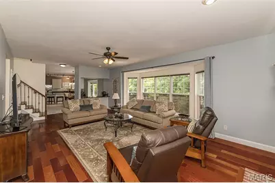 733 Castle Ridge Drive, Ballwin, MO 63021 - Photo 15