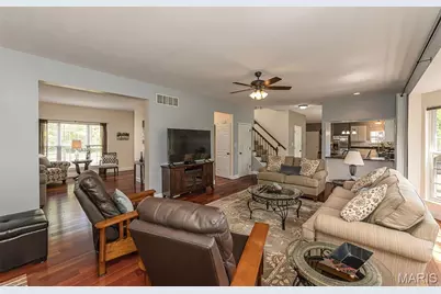 733 Castle Ridge Drive, Ballwin, MO 63021 - Photo 15