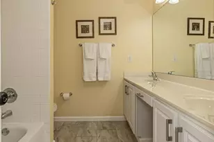 733 Castle Ridge Dr, Ballwin, MO 63021 - Photo 41