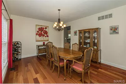 733 Castle Ridge Drive, Ballwin, MO 63021 - Photo 9