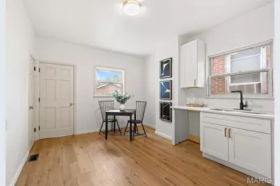 5223 Schollmeyer Avenue, Saint Louis, MO 63109 - Photo 15