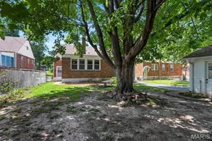 9007 Osage Ln, Saint Louis, MO 63114 - Photo 29