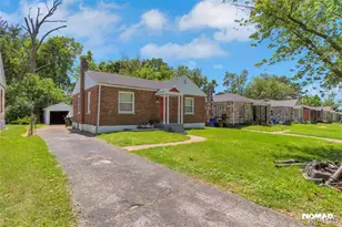 8246 Montreal Dr, University City, MO 63132 - Photo 3