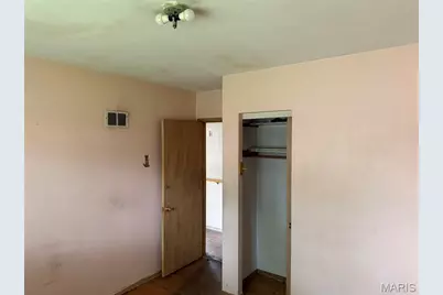 1003 Chartres Avenue, University City, MO 63132 - Photo 21