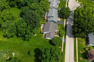 1621 Long Leaf Cir, Saint Louis, MO 63146 - Photo 29