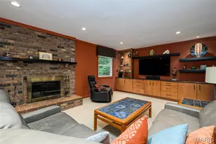 1776 Schoettler Valley Dr, Chesterfield, MO 63017 - Photo 9