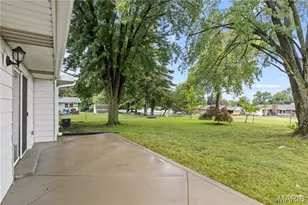 3317 Town and Country Ln, Saint Charles, MO 63301 - Photo 23