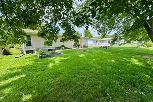 741 Lamplight Ln, Hazelwood, MO 63042 - Photo 63