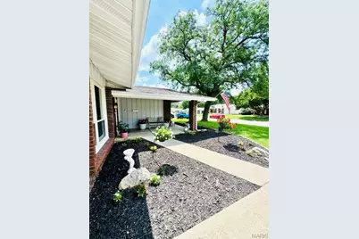 741 Lamplight Lane, Hazelwood, MO 63042 - Photo 3