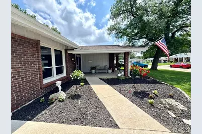 741 Lamplight Lane, Hazelwood, MO 63042 - Photo 5