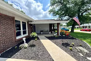 741 Lamplight Ln, Hazelwood, MO 63042 - Photo 5