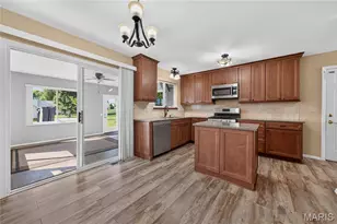 1412 Apple Valley Dr, O'Fallon, MO 63366 - Photo 9