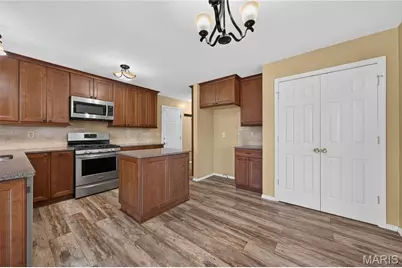 1412 Apple Valley Drive, O'Fallon, MO 63366 - Photo 5