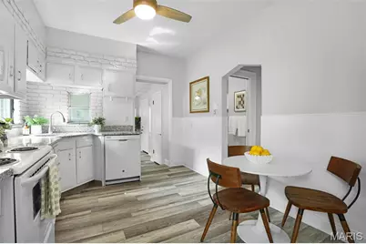 8828 Powell Avenue, Saint Louis, MO 63144 - Photo 11