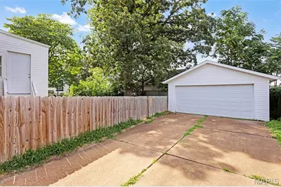 8828 Powell Avenue, Saint Louis, MO 63144 - Photo 29