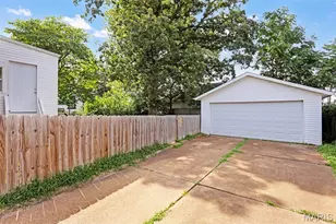 8828 Powell Ave, Saint Louis, MO 63144 - Photo 29