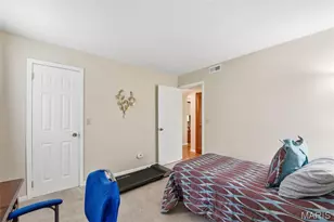 12401 Somerset Pl Dr, Saint Louis, MO 63128 - Photo 13