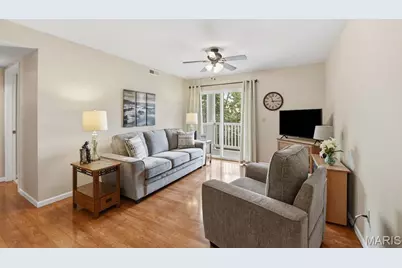 12401 Somerset Place Drive #E, Saint Louis, MO 63128 - Photo 3