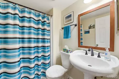 12401 Somerset Place Drive #E, Saint Louis, MO 63128 - Photo 11