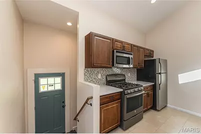 8928 Tudor Avenue, Overland, MO 63114 - Photo 17