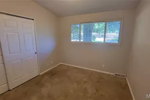 2214 Ibis Ct, Saint Louis, MO 63136 - Photo 11