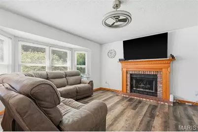 807 Amanda Drive, Saint Peters, MO 63376 - Photo 9