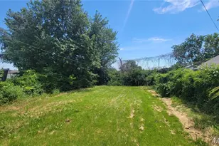 1810 Eton Ln, Saint Louis, MO 63147 - Photo 13
