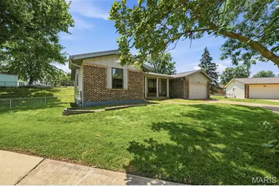 2266 Halyard Court, Mehlville, MO 63129 - Photo 3