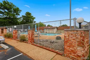 10053 Sakura Dr, Saint Louis, MO 63128 - Photo 37